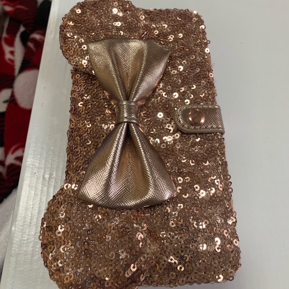 Disney Accessories - Disney Parks Rosegold IPhone Plus 7 phone wallet